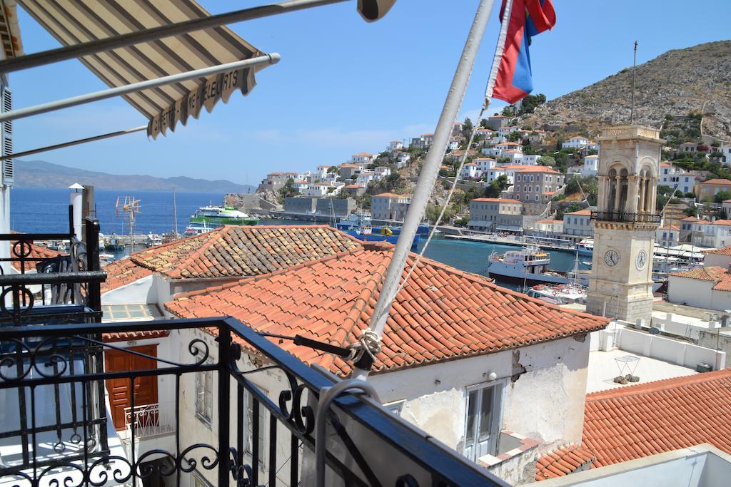 Pension Efie Hydra  Extérieur photo