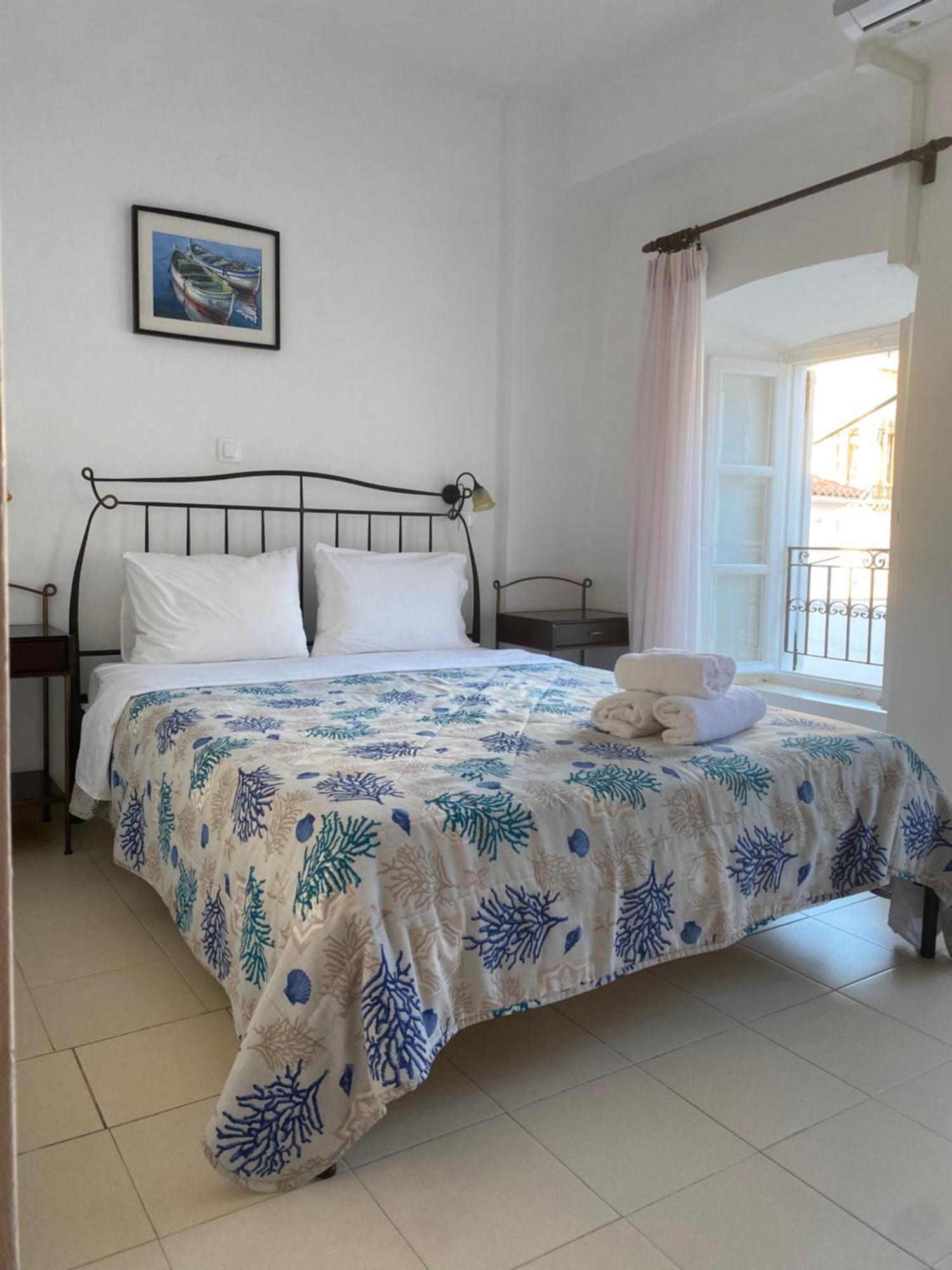 Pension Efie Hydra  Extérieur photo