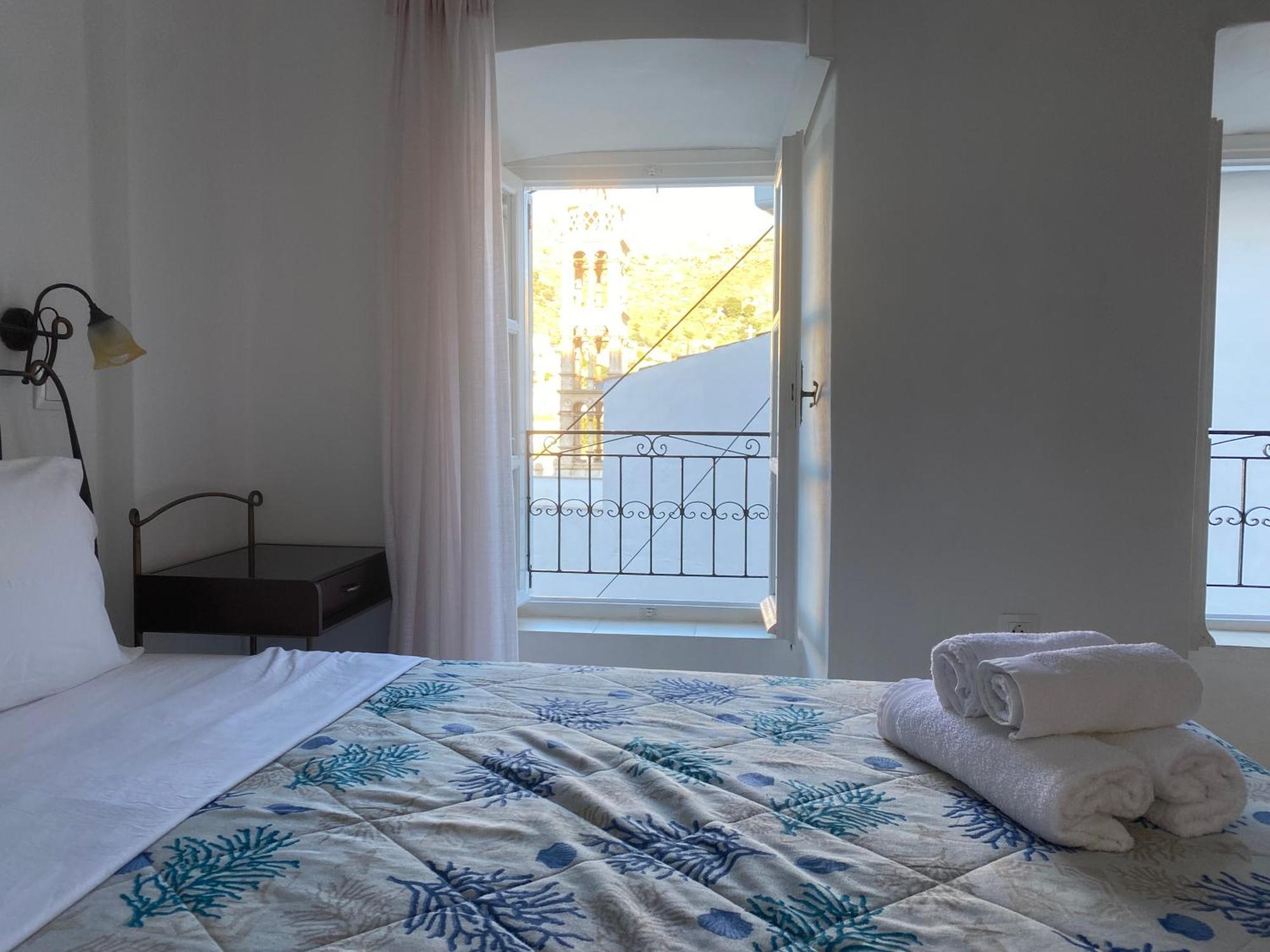 Pension Efie Hydra  Extérieur photo