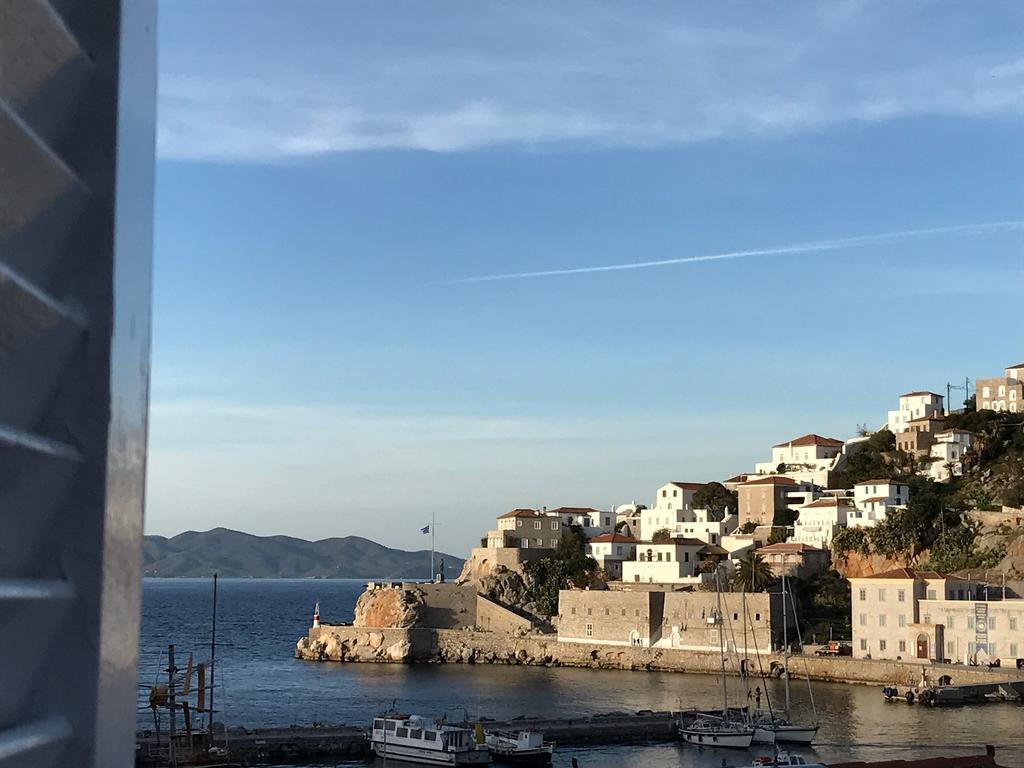 Pension Efie Hydra  Extérieur photo